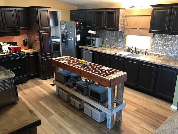 5th image of 702 Ponderosa Ct