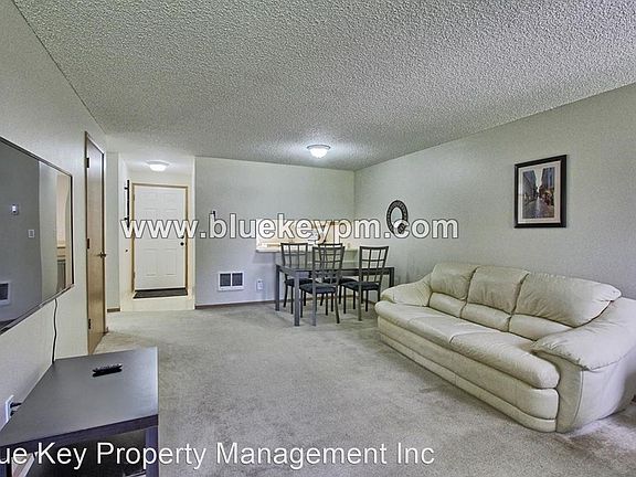 4th image of 13216 NE Salmon Creek Ave #5