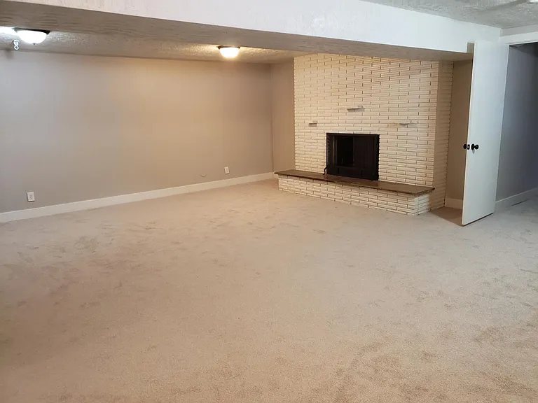 771 E Panorama Dr — Photo 7
