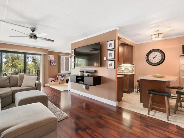 128 Colonial Parkway N #3N, Yonkers, NY 10710