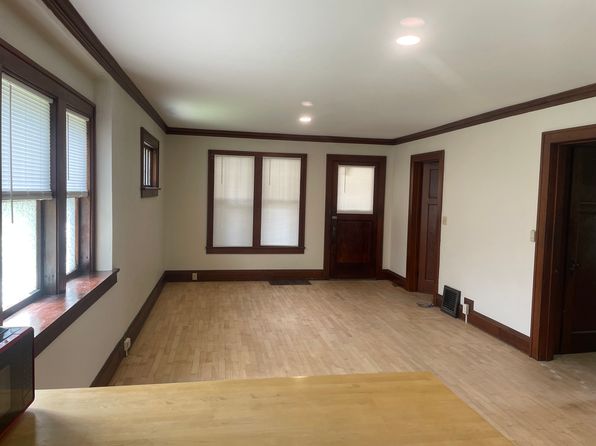 (undisclosed Address)