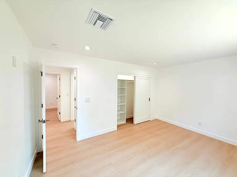 10839 Fellows Avenue — Photo 34