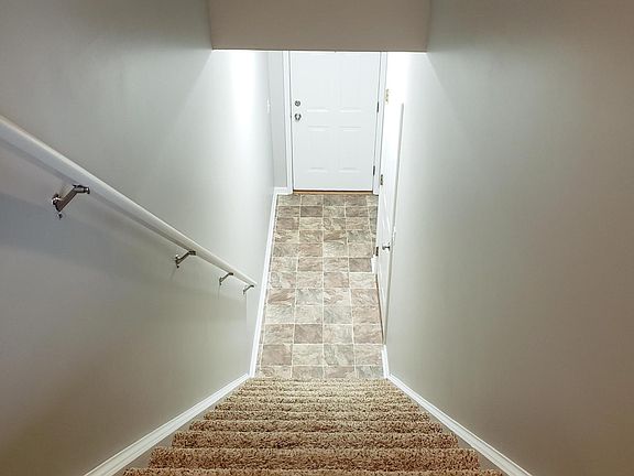 Staircase (2nd to 1st Floor)