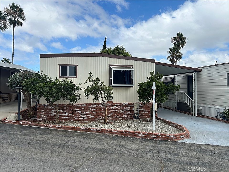 1st image of 2550 Pacific Coast Hwy Space 31