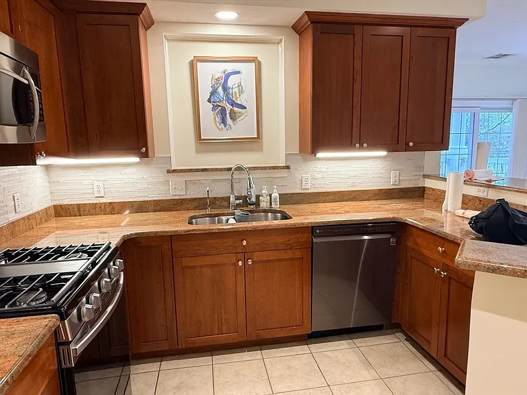 2000 Davenport Ave #2107 — Photo 11