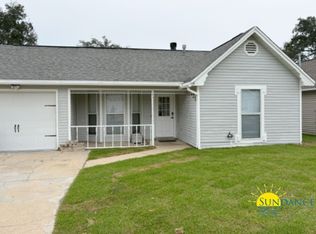 134 Midland Ct, Niceville, FL 32578