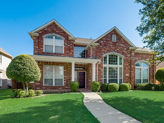 3rd image of 3908 Clifton Dr