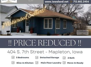 404 S 7th St, Mapleton, IA 51034