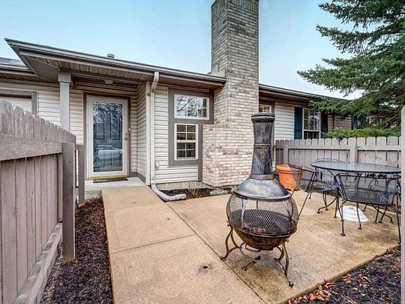 3rd image of 2692 Brittany Oaks Blvd