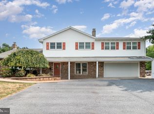 2016 S Forge Rd, Palmyra, PA 17078