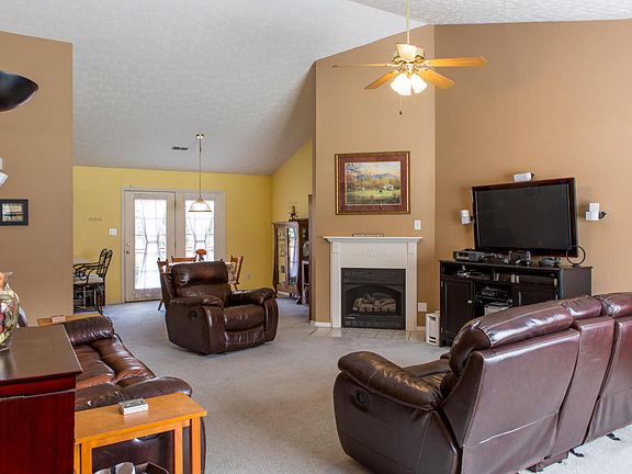 4th image of 5962 Warrenpark Ln