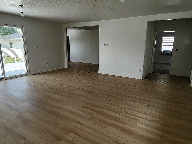 3307 Hoover Ave — Photo 11