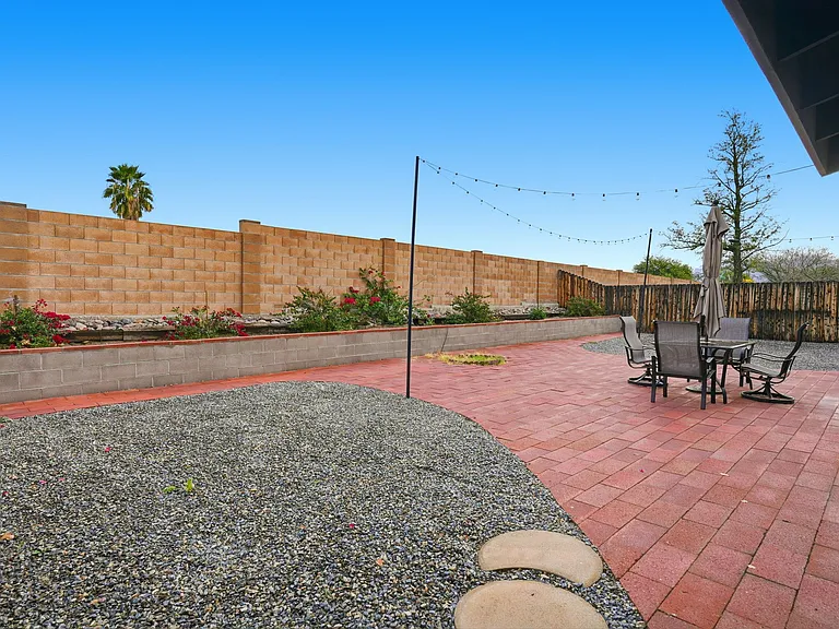 4304 W Pyracantha Dr — Photo 19