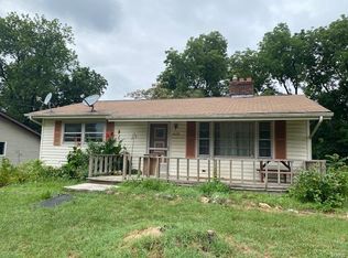 635 Monica Dr, Belleville, IL