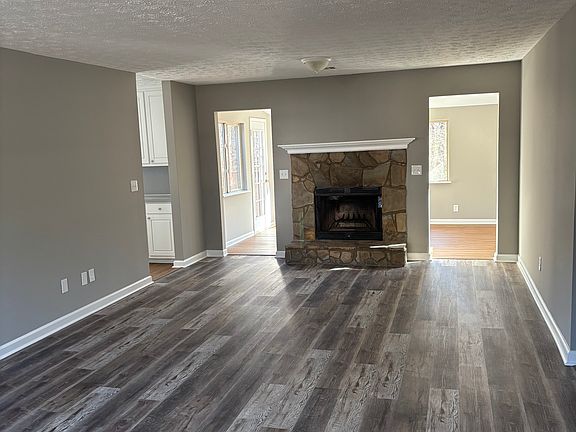 3rd image of 1790 Bullock Dr