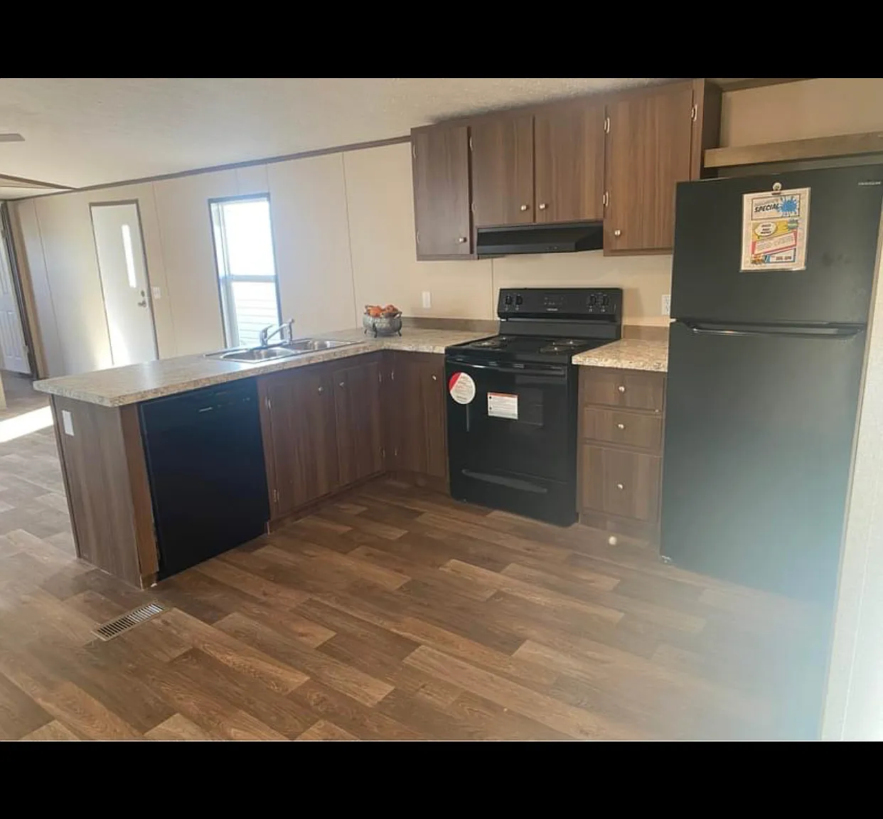 322 Fern Spring Dr — Photo 2