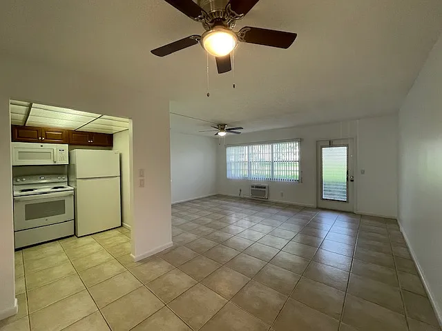 1 bed, 1.5 bath, 810 sqft, $1,400 — Photo 2