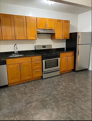 Rented by Essence Realty LLC | media 5