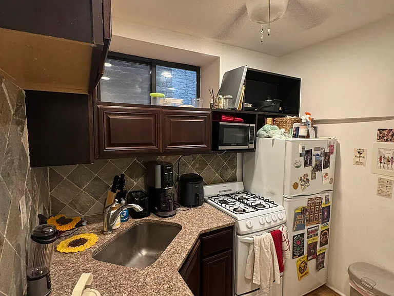 57 Clinton St #3A — Photo 11