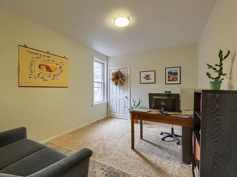 207 Calder St — Photo 22