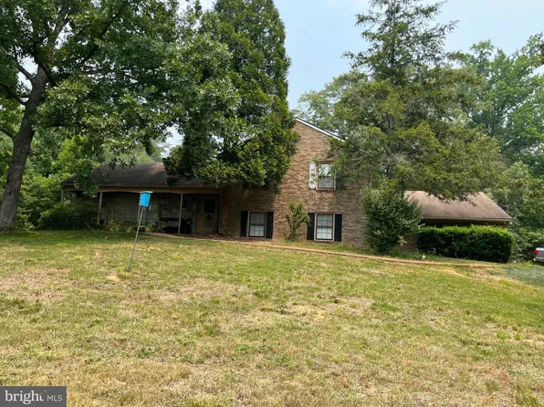 135 Bluebird Ln, Stafford, VA 22554