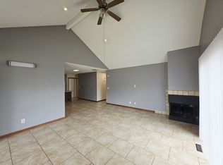 2617 S Glenview Ave N, Springfield, MO 65804