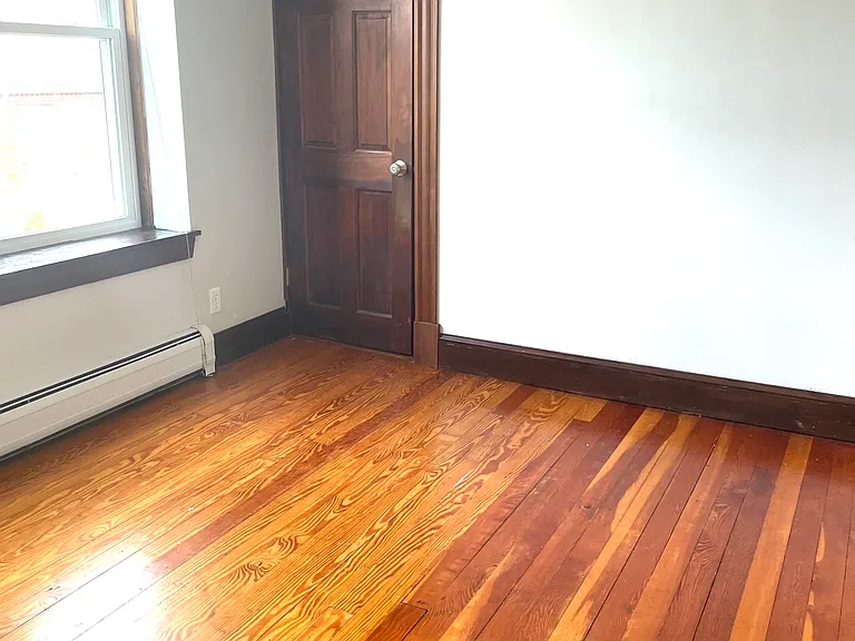 28 Montebello Rd #2 — Photo 7