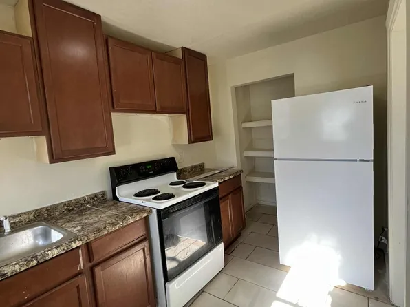 797 E Market St, Xenia, OH 45385
