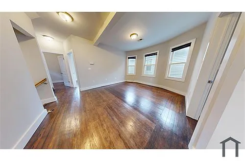 176 Benziger Ave #2 Photo 1
