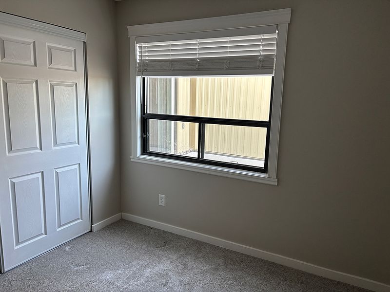 Fort Saskatchewan Apartment for rent - 2 Bedrooms — photo 2