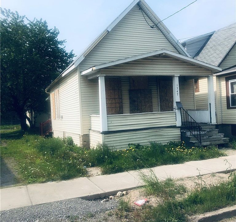 1st image of 1347 Pierce Ave