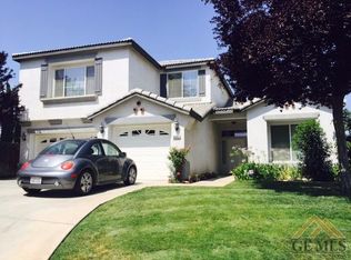 5801 Royalston Falls Dr, Bakersfield, CA 93312