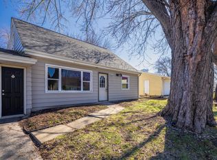 765 Governor Rd, Valparaiso, IN 46385