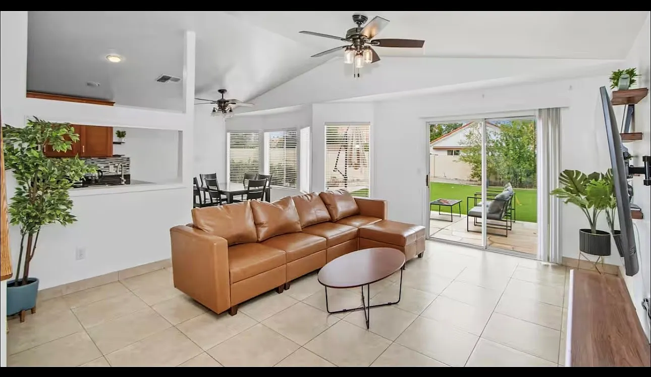 3 bed, 1478 sqft, $3,300 — Photo 4