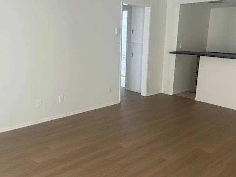 Classic West Hollywood area Apartment complex Walking Distance to Cedar Sinai — Photo 11