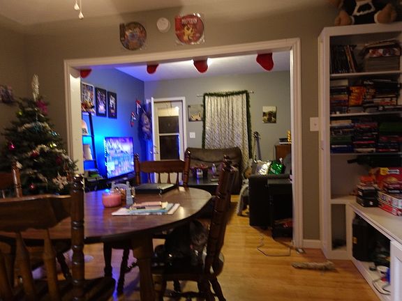 5th image of 1302 Broadway St