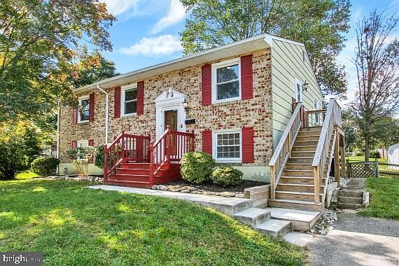 1st image of 308 Sacred Heart Ln