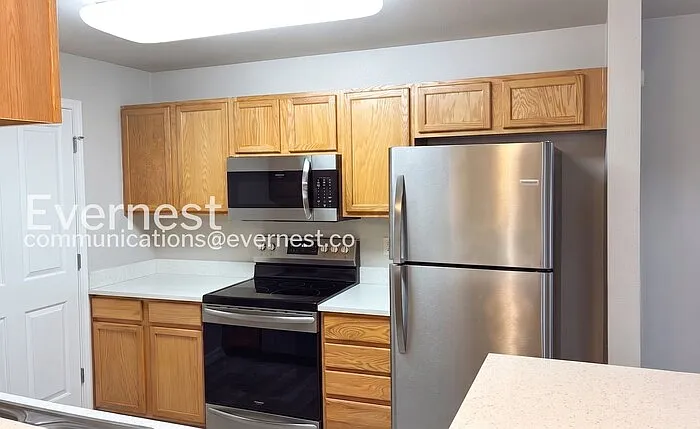 2133 Krisron Rd #E-105 — Photo 12