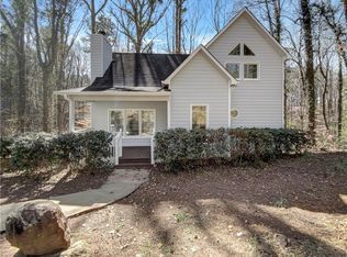 191 Paces Lakes Dr, Dallas, GA 30157