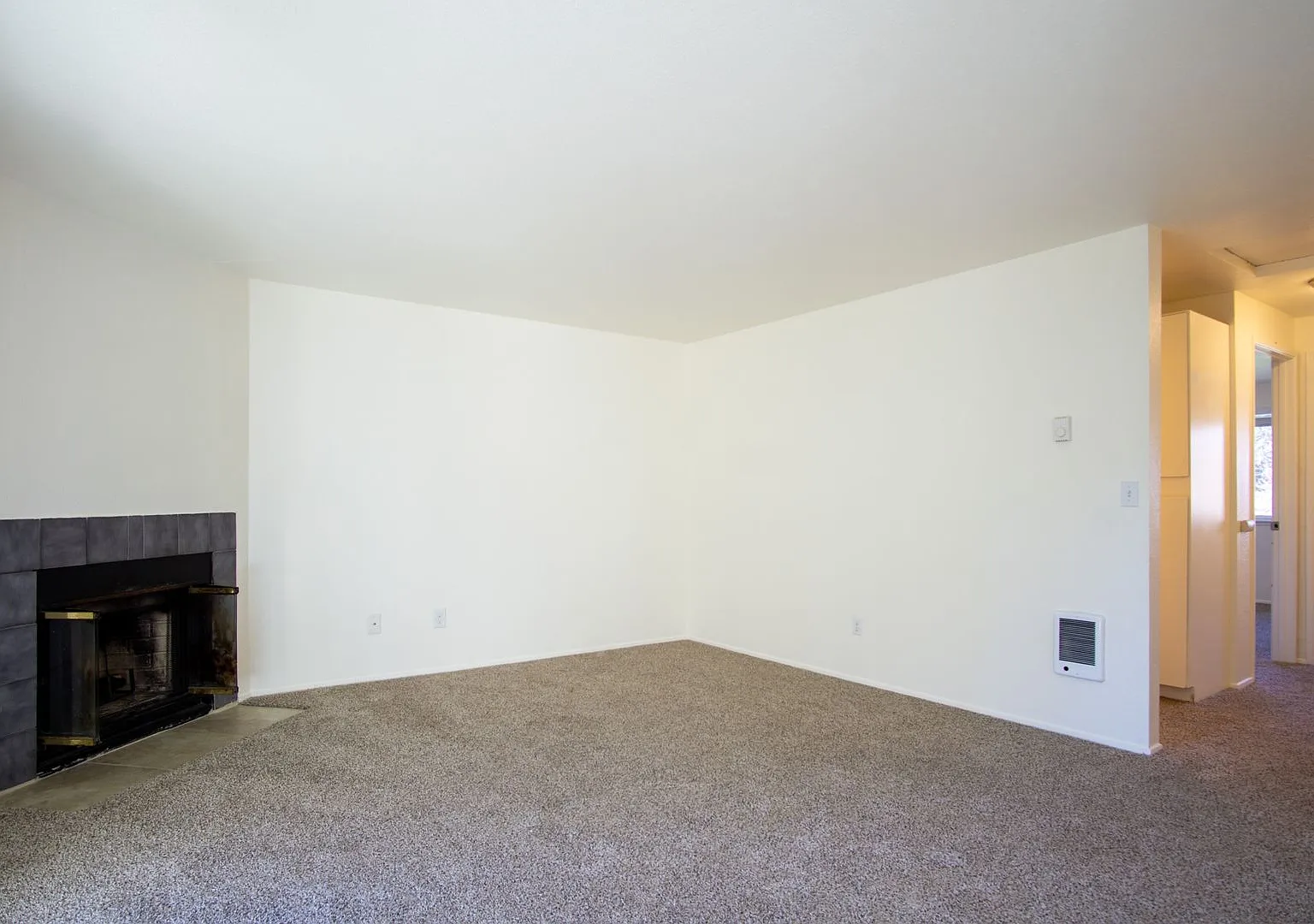 147A - Park Place Apartments — Photo 3