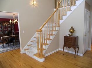 4 Corral Cir, Lebanon, NJ 08833