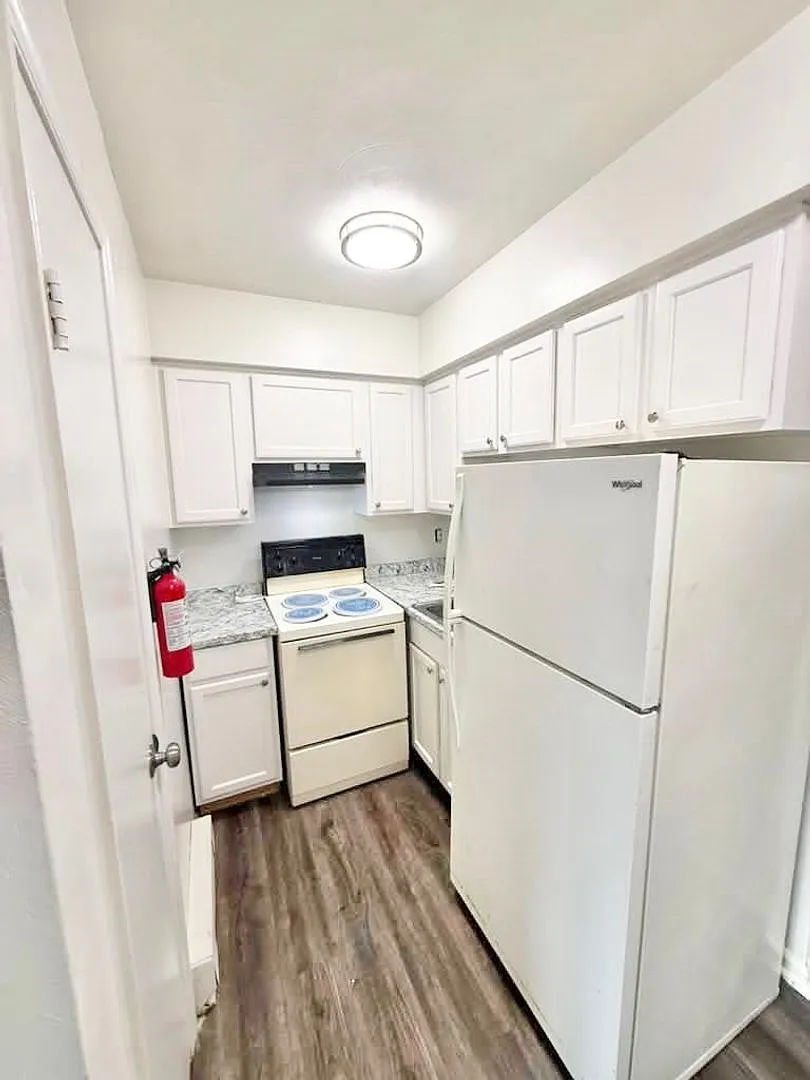2628 Shoop Avenue (SHP) — Photo 3