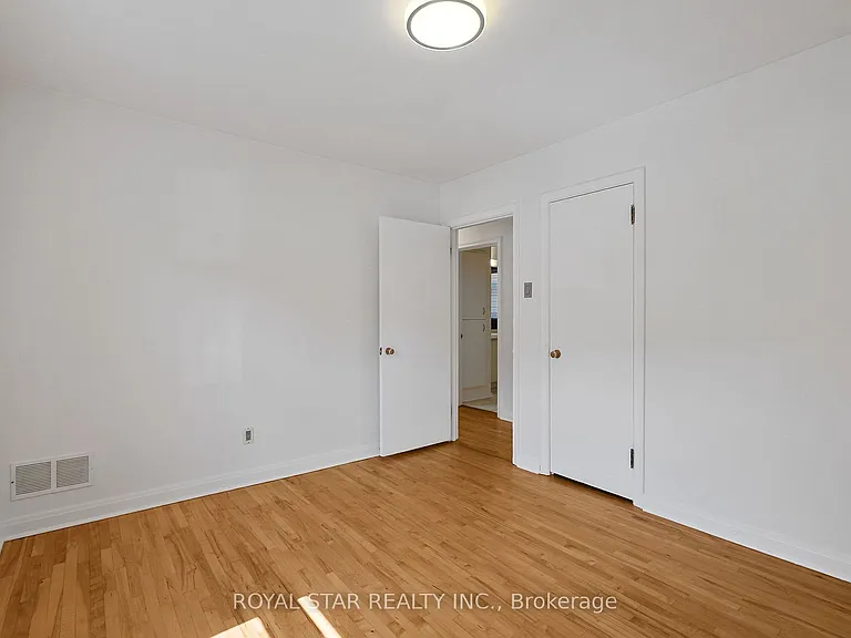 10 Delong Dr — Photo 30