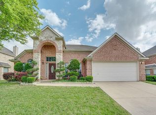 429 N Waterford Oaks Dr, Cedar Hill, TX 75104