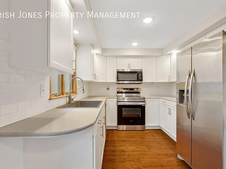3884 Mapleton Rd #LEFT — Photo 5