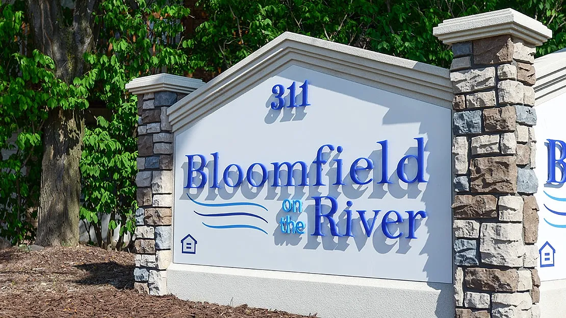 Bloomfield on the River — Photo 1
