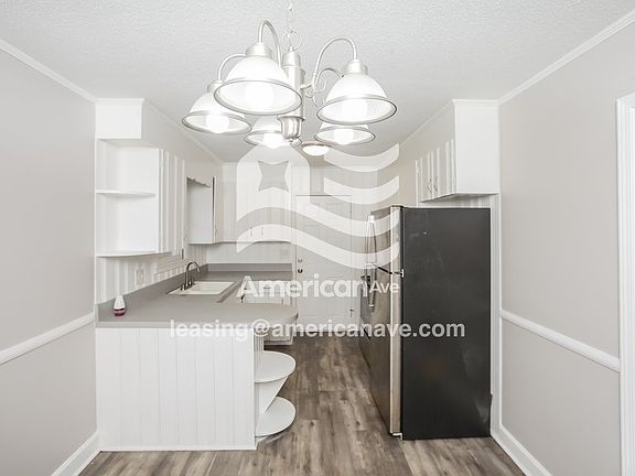 9201_005_wm_-_dining_room_13528770.jpg