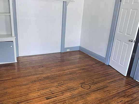 3rd image of 228 W Jackson St
