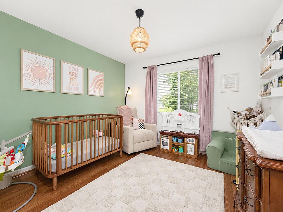 23360 Pilgrim Ave, photo 12