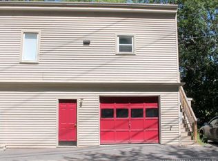 190 Riverside Dr #1A, Auburn, ME 04210